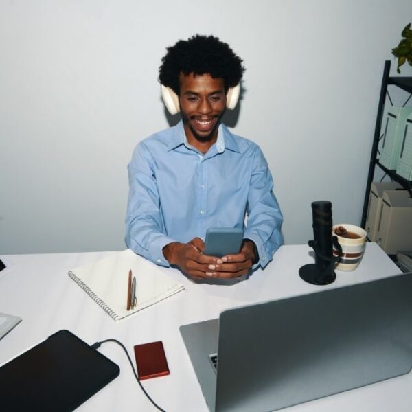 Paquete 3: "Producción de Spot Publicitario Integral"